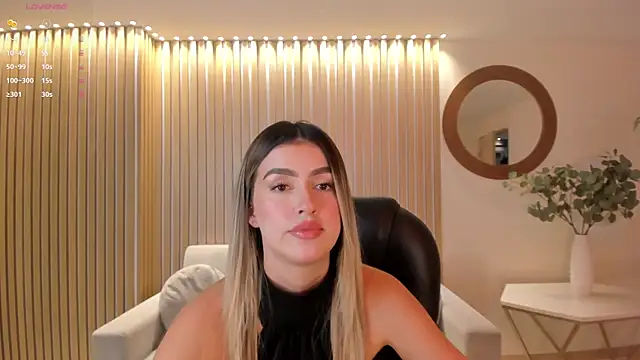 PaulinaSantos  online show from March 21, 7:24 pm