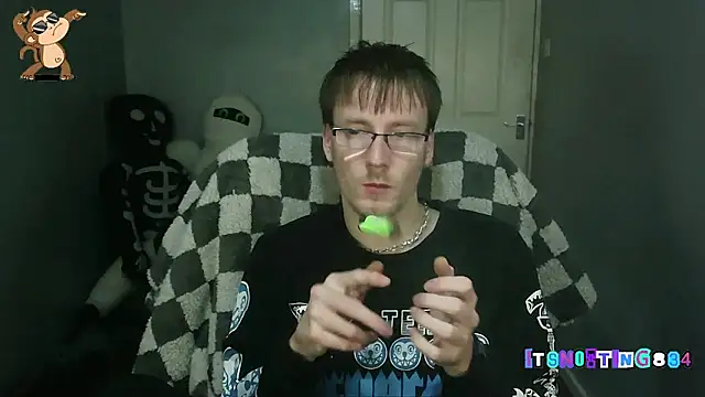 Itsnotting834 online show from October 25, 9:20 pm