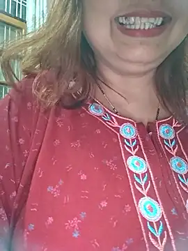 Snapshot of Dianaa9 chatting on February 20, 5:48 am Dianaa9 online show from February 20, 5:48 am