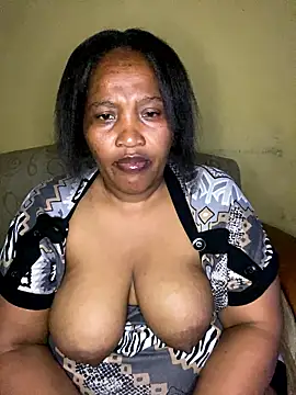 Snapshot of Amandious chatting on January 12, 7:19 pm Amandious online show from January 12, 7:19 pm