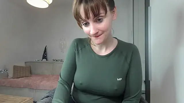 victoirenextdoor online show from December 5, 9:28 pm