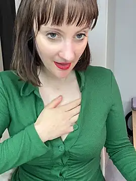 victoirenextdoor online show from March 1, 4:44 pm