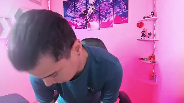 Maximo   online show from November 12, 9:58 pm