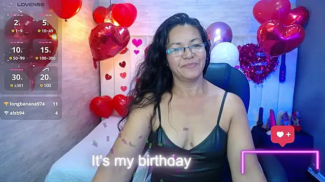 Snapshot of MaturePure chatting on February 23, 1:02 am MaturePure online show from February 23, 1:02 am