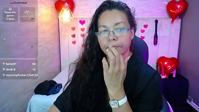 Snapshot of MaturePure chatting on February 28, 12:21 am MaturePure online show from February 28, 12:21 am