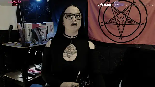 Evil Queen 666 online show from March 25, 6:52 am