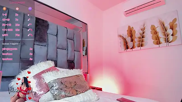 Snapshot of ema__saenz chatting on February 13, 4:00 am ema saenz online show from February 13, 4:00 am