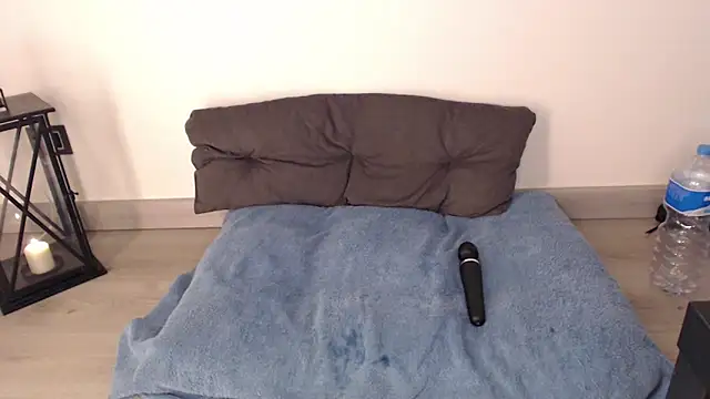 Snapshot of Doroty_clelia chatting on March 11, 10:05 pm Doroty clelia online show from March 11, 10:05 pm