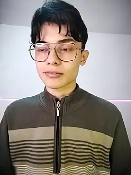 Dmitri Aksnes online show from November 28, 9:39 pm