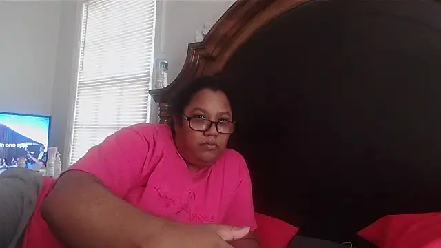 ebonyred online show from January 17, 8:55 pm