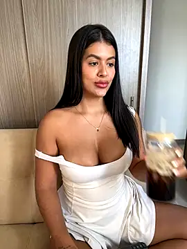 Snapshot of MelissaWaltton chatting on December 22, 7:22 pm MelissaWaltton online show from December 22, 7:22 pm