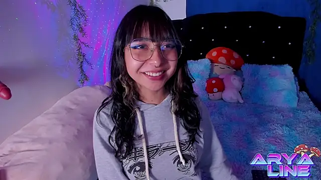 arysUwU online show from February 1, 6:54 am