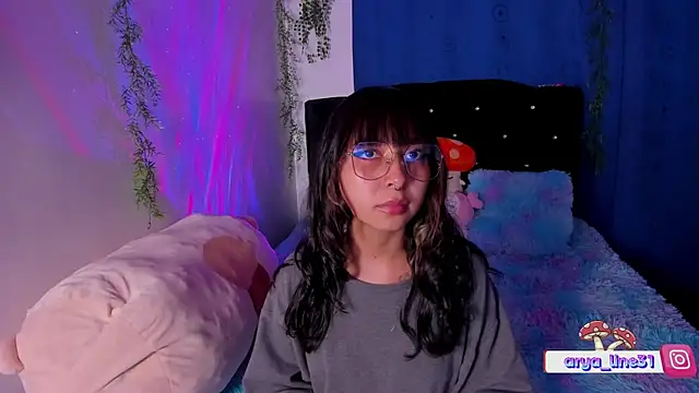 arysUwU online show from February 8, 1:54 am