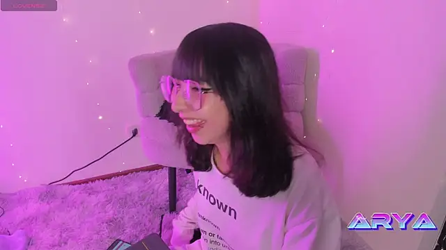 arysUwU online show from June 26, 2:49 am