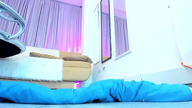 mariiana murillo01 online show from October 26, 4:24 pm