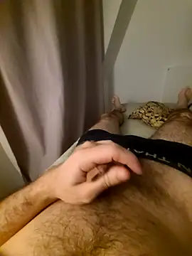 doudoucharlyc4 online show from March 9, 11:31 pm