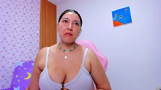 Snapshot of Soyqueen chatting on April 21, 6:52 am Soyqueen online show from April 21, 6:52 am
