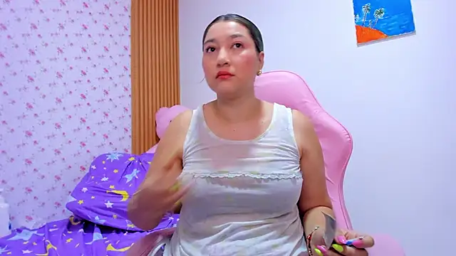 Snapshot of Soyqueen chatting on May 25, 7:14 am Soyqueen online show from May 25, 7:14 am