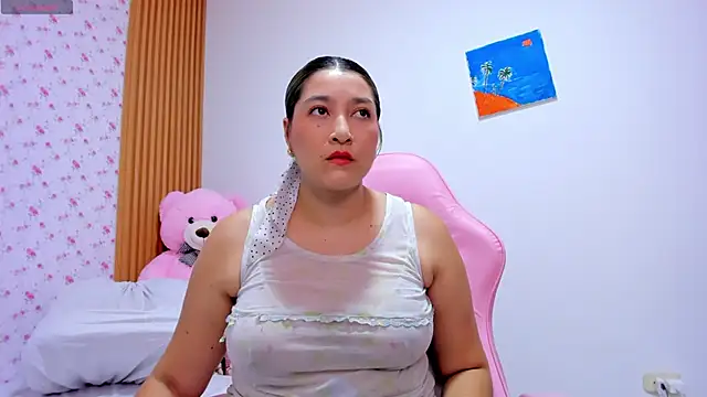 Snapshot of Soyqueen chatting on May 30, 3:25 am Soyqueen online show from May 30, 3:25 am