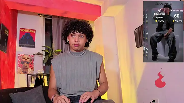 Snapshot of GaelOconner chatting on February 18, 2:51 am GaelOconner online show from February 18, 2:51 am