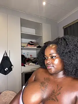 Snapshot of Honeycoco0211 chatting on March 20, 8:46 pm Honeycoco0211 online show from March 20, 8:46 pm