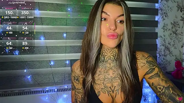 tattooedBabyy online show from March 18, 6:57 am
