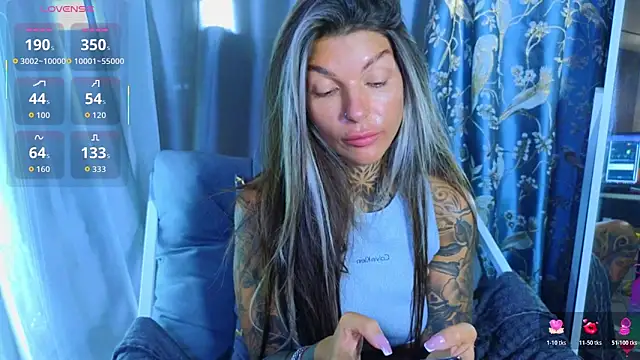 Snapshot of tattooedBabyy chatting on October 25, 10:34 am tattooedBabyy online show from October 25, 10:34 am