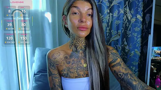 Snapshot of tattooedBabyy chatting on October 27, 8:51 am tattooedBabyy online show from October 27, 8:51 am