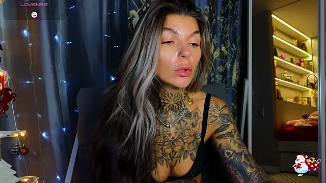 tattooedBabyy online show from December 17, 7:25 am