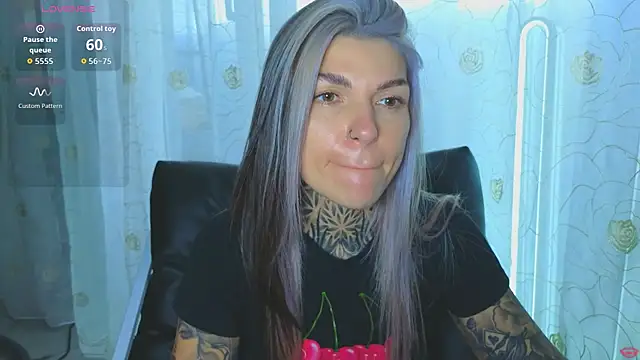 tattooedBabyy online show from July 22, 10:40 am