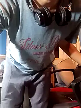 Snapshot of takumysexy chatting on December 10, 2:59 am takumysexy online show from December 10, 2:59 am