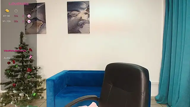 Snapshot of ElmiraPowers chatting on December 2, 12:43 pm ElmiraPowers online show from December 2, 12:43 pm