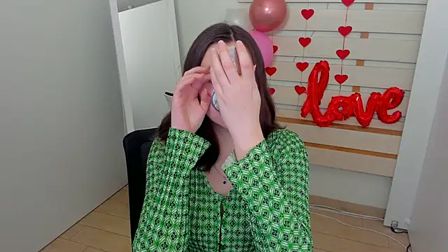 Lexy flower online show from March 6, 1:35 pm