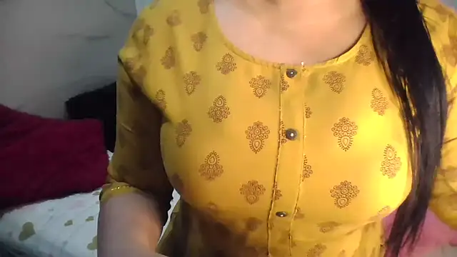 Snapshot of Trezza chatting on June 13, 10:18 pm Trezza online show from June 13, 10:18 pm