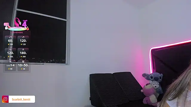 Snapshot of ScarlettAndClark chatting on February 24, 3:15 am ScarlettAndClark online show from February 24, 3:15 am