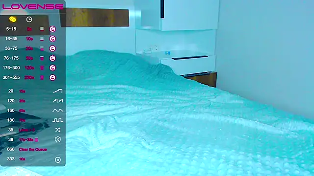 kitti kaattt online show from September 21, 4:08 pm