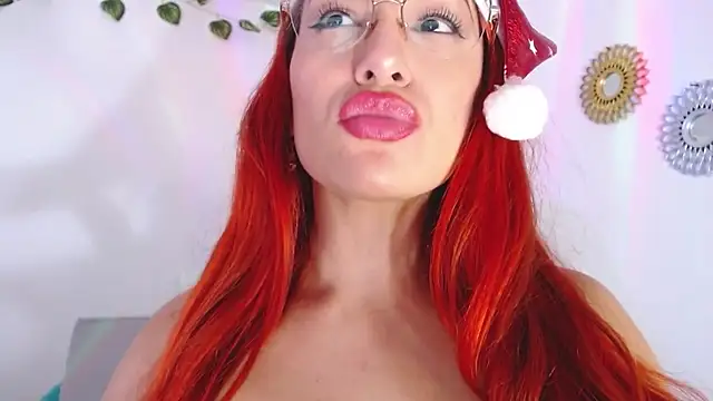 Ashly Roberths online show from December 24, 7:00 pm