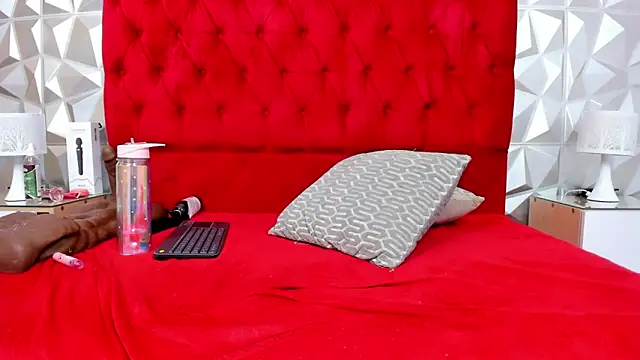 steacy 19 online show from February 12, 10:56 am