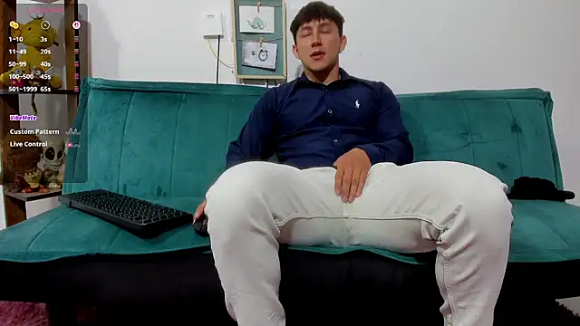 Snapshot of jacques_cardiet chatting on September 25, 12:09 pm jacques cardiet online show from September 25, 12:09 pm