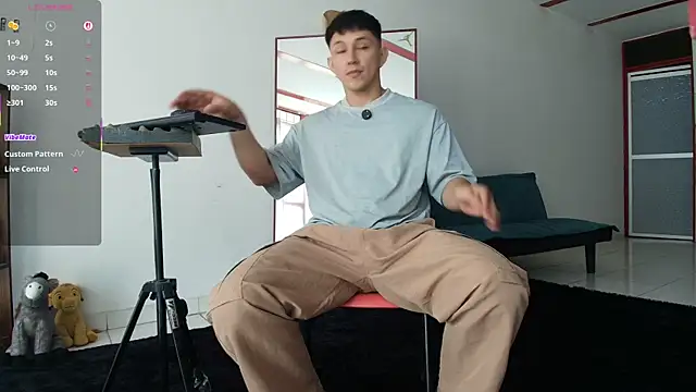 jacques cardiet online show from July 31, 1:32 pm