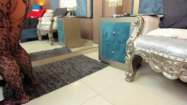 Janna Rousse  online show from October 28, 12:19 pm