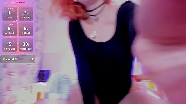 ReneShine online show from February 8, 8:32 pm