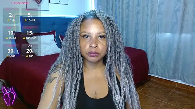 Snapshot of Dominik_girl chatting on October 15, 7:25 pm Dominik girl online show from October 15, 7:25 pm