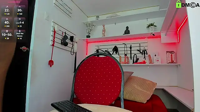 Alejandra Dunn online show from December 14, 3:58 pm