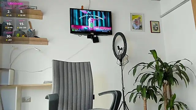 Snapshot of manucute_23_ chatting on October 30, 3:24 pm manucute 23  online show from October 30, 3:24 pm