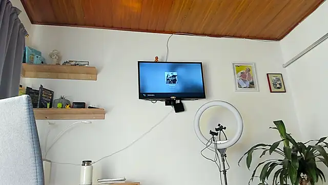 Snapshot of manucute_23_ chatting on November 3, 5:36 pm manucute 23  online show from November 3, 5:36 pm