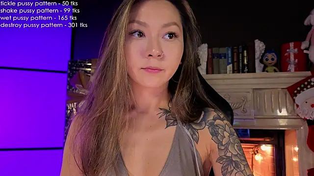 Snapshot of im_casey chatting on December 15, 8:52 am im casey online show from December 15, 8:52 am