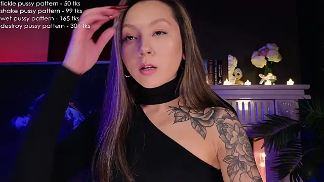 Snapshot of im_casey chatting on January 12, 8:36 am im casey online show from January 12, 8:36 am