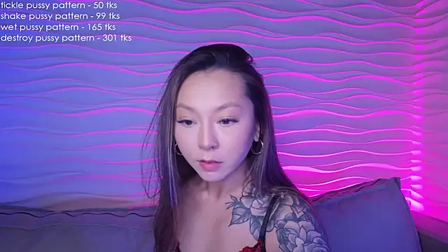 Snapshot of im_casey chatting on February 28, 6:10 am im casey online show from February 28, 6:10 am