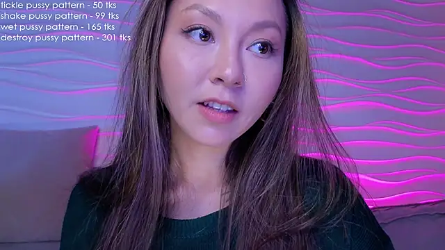 Snapshot of im_casey chatting on March 13, 7:20 am im casey online show from March 13, 7:20 am